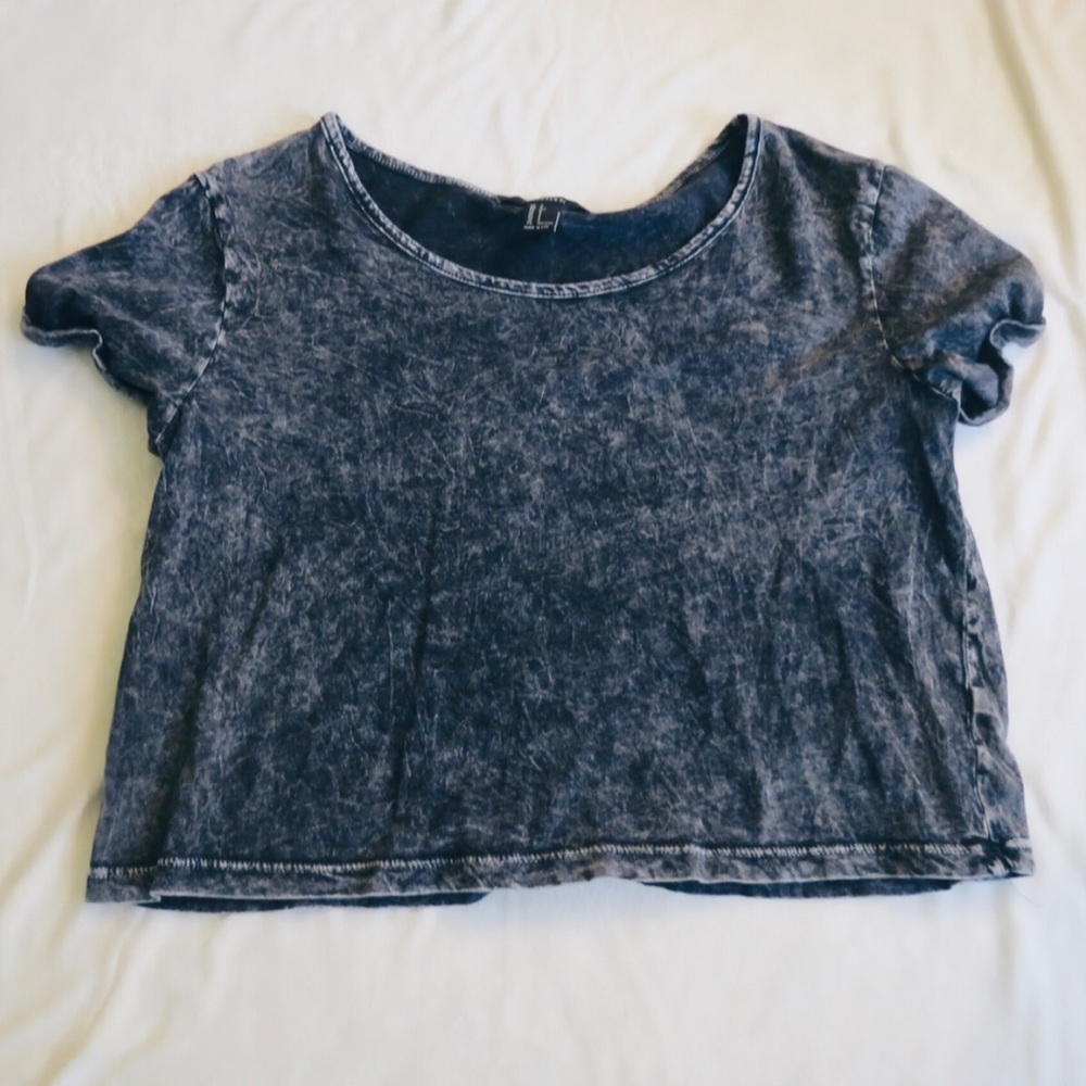 Forever 21 Cropped Tshirt